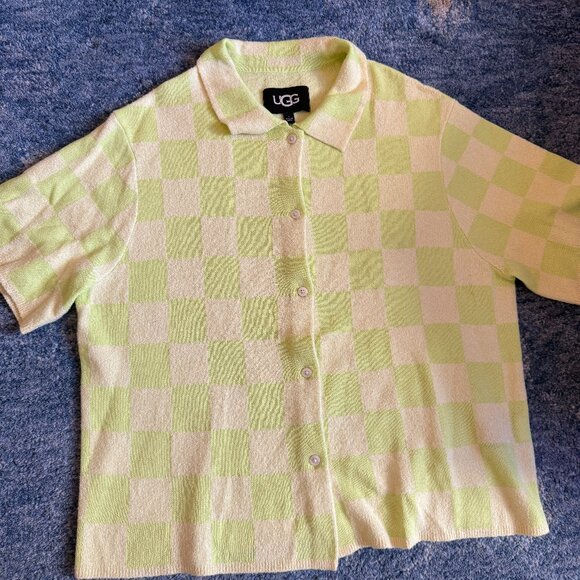 UGG Lime Green Terry Cloth Short Sleeve Shirt - Picture 1 of 3